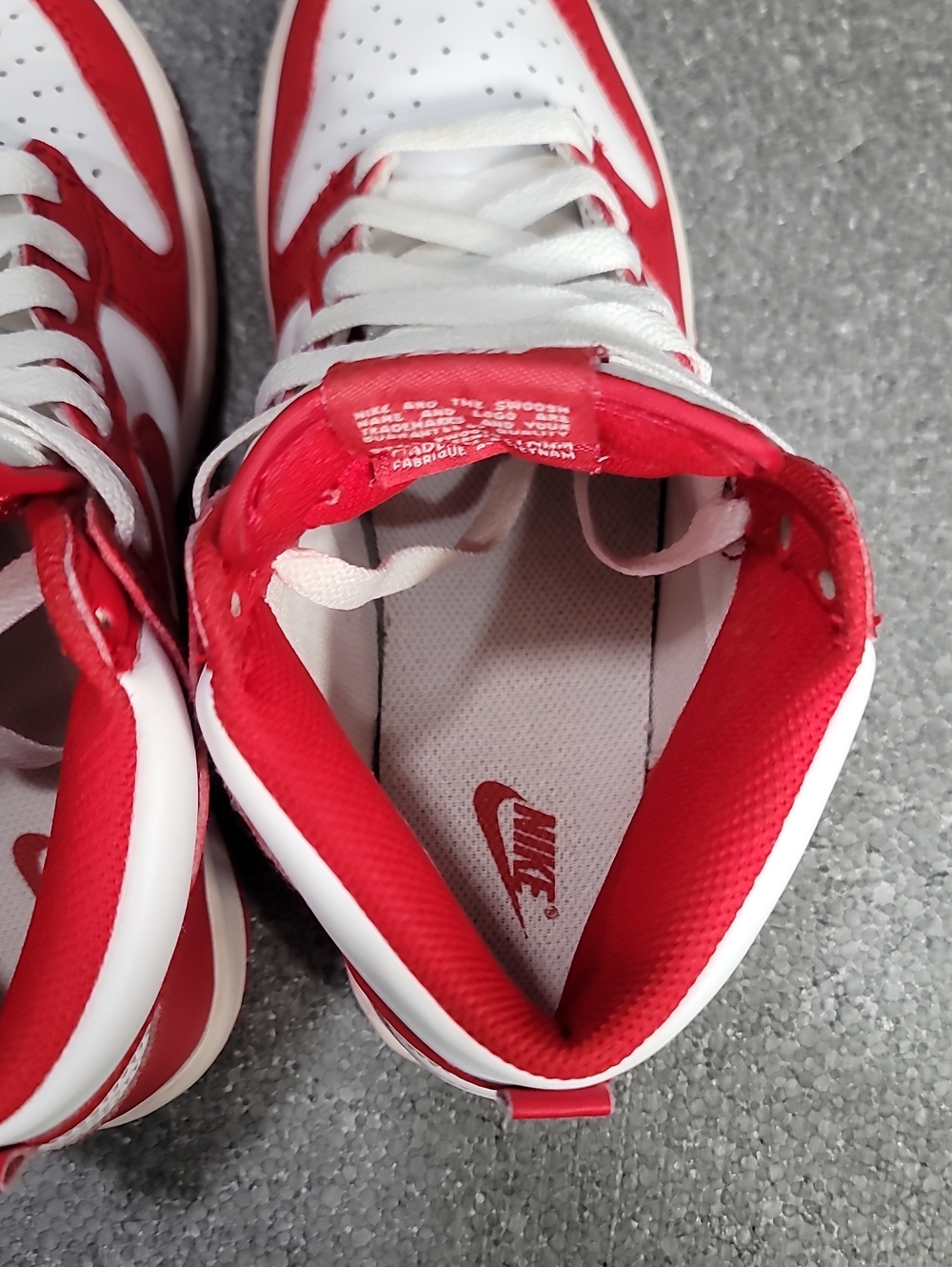 Nike Dunk High "University Red" Wmns 6 Great Condition, Ships Today - Picture 14 of 15